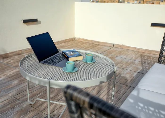 Casa de hóspedes 7 Main Gate 4*