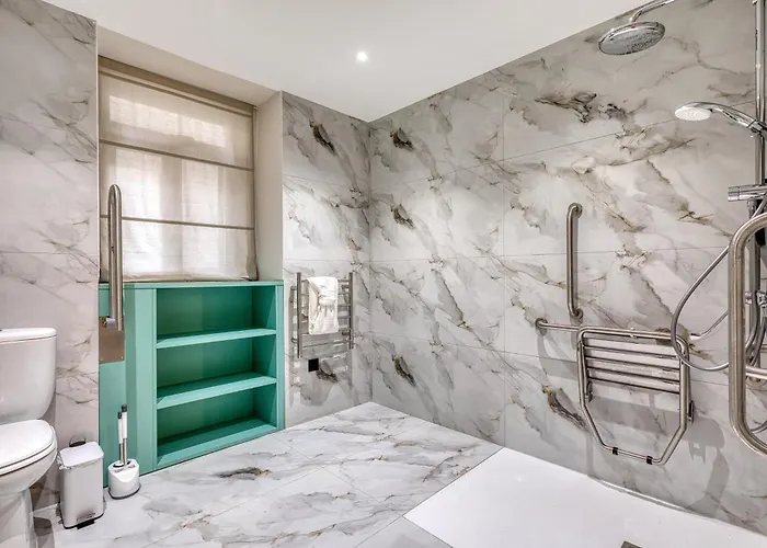 Pensiune 7 Main Gate 4*